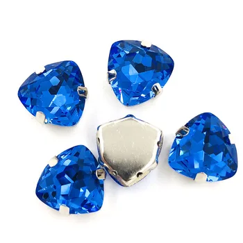 Svatební dekorace 12mm Tlustý tvar Trojúhelníku Světle modré Vysoce kvalitní Sklo Crystal šít na kamínky diy/oděvní doplňky
