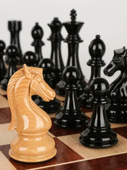 Kolekce Šachy Skládací Deska Drahé Dospělé Ajedrez Profesional Kovové A Dřevěné Šachy Velké Ručně vyráběné Šachy BG50CS