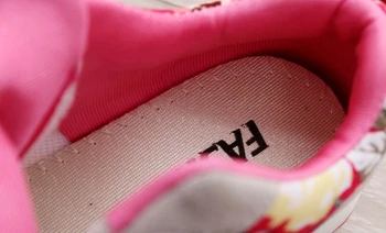 Dětské sportovní boty 2019 jaře nové chlapce a dívky běžecké boty Korean módní květinové student boty věku 4--12 let