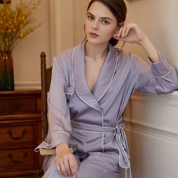 Na jaře a autumnl nové hedvábné pyžamo pro ženy, modely klopě dlouhý rukáv ležérní dvoudílné módní volné home service noční prádlo