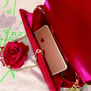 2019 Ženy vintage taška červená Sametová kabelka pro dámy řetězce Tašky přes Rameno Retro Sedlo taška Elegantní Pletená rukojeť Večeři Kabelka