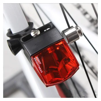 Magnet indukční IPX-4 Vodotěsné LED Bike Světlo Elektromagnetické zadní Světlo Cyklistika Zadní Světlo na Kolo Vidlice 16-22mm Cyklistika