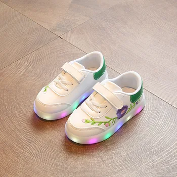 2017 podzim nové děti záře volný čas sportovní boty chlapci a dívky módní roztomilý LED světla ležérní boty velikost 21-30