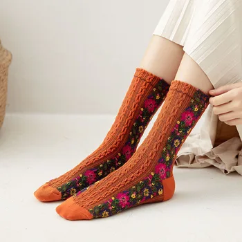 Bavlněné Ponožky pro Ženy 5 Párů Flower Národní Módní Dámy Prodyšný Podzim Zima Teplejší Ponožky balení Neformální soc sox Nové