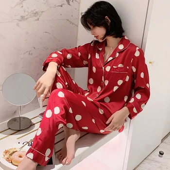 Tenké Sekce Ice Hedvábné Pyžamo Ženy Letní Korean Módní Polka Dot Dlouhý Rukáv Dva kus Volné Domácí Služby Oblek Pyžama Mujer