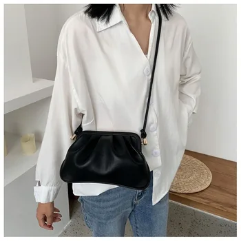 Plná barva Skládaný Klip taška 2020 Módní Nové Vysoce kvalitní PU Kůže Ženy Značkové Kabelky, Cestovní Rameno Messenger Bag