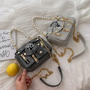 Horké ruční Přenosné tašky ženy 2020 Designer Dot Print Small bag ženy nový módní pearl taška přes rameno luxusní řetězce crossbody taška