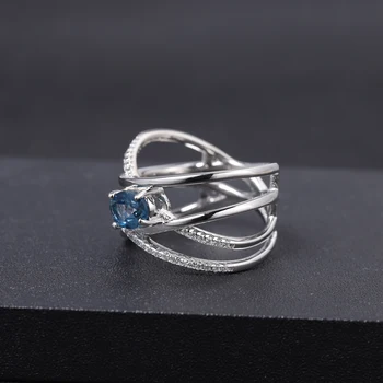GEM JE BALET 925 Sterling Silver Criss-Cross Prst Prsten Pro Ženy 0.95 Ct Přírodní Londýn Blue Topaz měsíční Kámen Ring Jemné Šperky