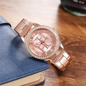 Nový design CH módní da2020mes luxusní hodinky z nerezové oceli zlaté sportovní quartz hodinky musí mít neutrální dámské hodinky