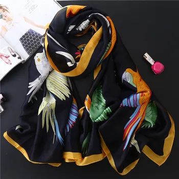 2020 Luxusní Značky Letní Žen Zvíře Šátek Módní Krásné Paví Hedvábné Šátky Print Soft Wrap Šátek Pašmínu Foulards Hidžáb