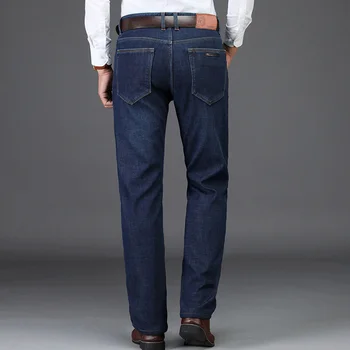 2020 Winter fleece středního věku muži ležérní značky zahustit černé rovné džíny jaro muž velké velikosti bavlna denim modré dlouhé kalhoty