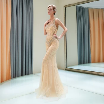 Gold Večerní Šaty 2019 YOUXI Korálky Lištování Crystal Luxusní Mořská panna Zamést Vlak O-Neck Prom Formální Šaty