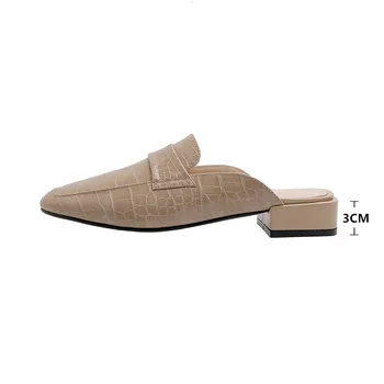 2021 Nový příchod jara Ženy módní Špičaté Muller Neformální sandály Jednoduché jednobarevné elegantní Dámské Pantofle Jediné boty