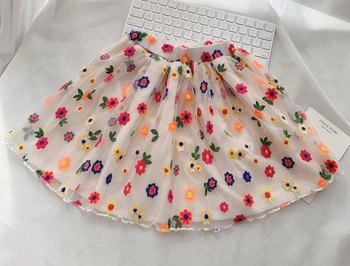 Vysoká hustota jemné síťoviny gázy krajkové květinové výšivky tkaniny DIY sukně oblečení závěs, ubrus tkanina